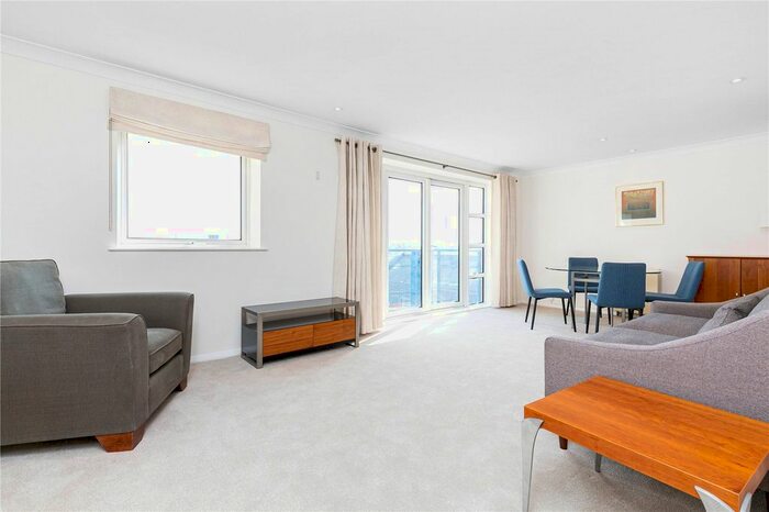 2 Bedroom Flat To Rent In Jardine Road, Wapping, E1W