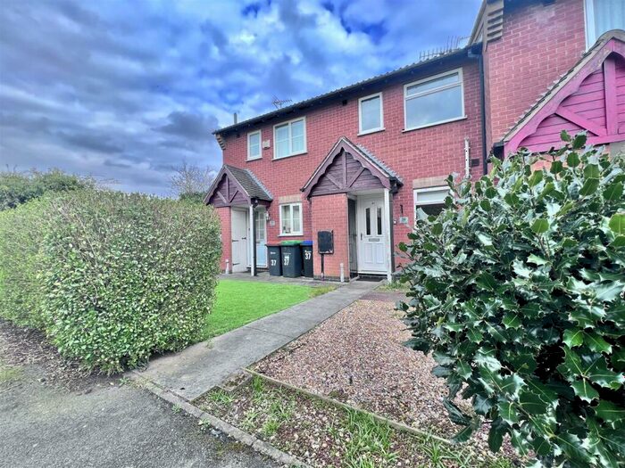 2 Bedroom House To Rent In Dovedale Avenue, Sutton In Ashfield, NG17