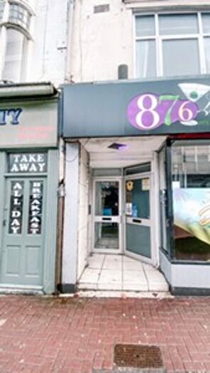 1 Bedroom Flat To Rent In Flat, High Street, Dudley, DY1