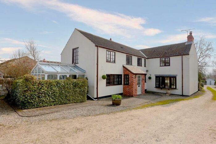 4 Bedroom Property For Sale In Little Smeaton, Pontefract, WF8