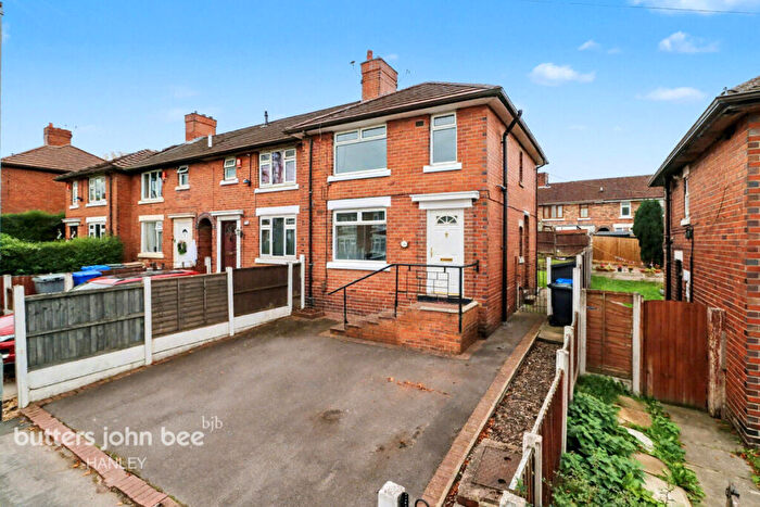 3 Bedroom Semi-Detached House For Sale In Langford Road, Stoke-On-Trent, ST2