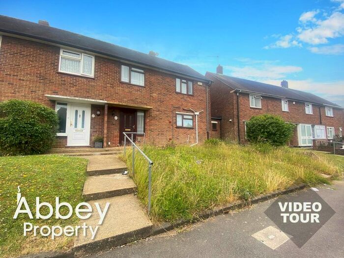 3 Bedroom Semi-Detached House To Rent In Felmersham Road, Luton, LU1