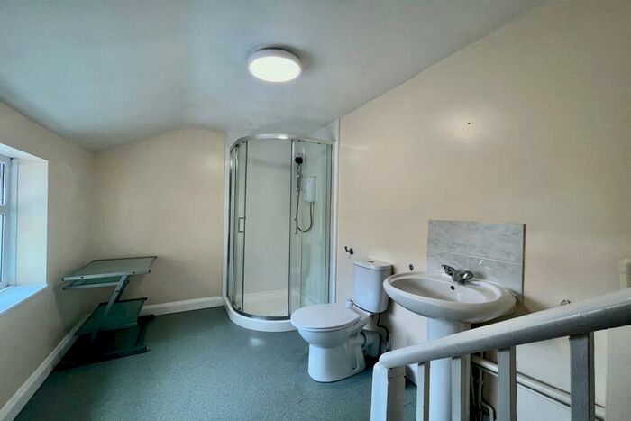 5 Bedroom Flat To Rent In Cowley, Oxford, Oxfordshire, OX4