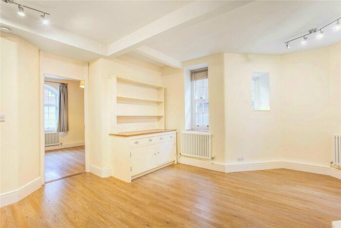 2 Bedroom Apartment To Rent In Montclare Street, Shoreditch, London, E2