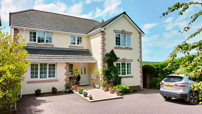 4 Bedroom Detached House For Sale In To The Very Edge Of West Down Village, EX34