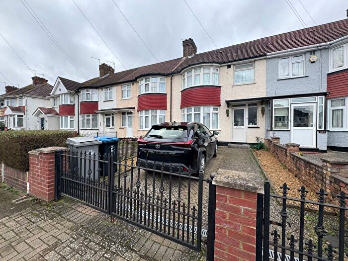 3 Bedroom Semi Detached House To Rent In Wyld Way, Wembley, HA9