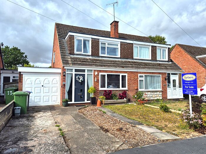 3 Bedroom Semi-Detached House For Sale In Sycamore Close, Wellington, Telford, TF1