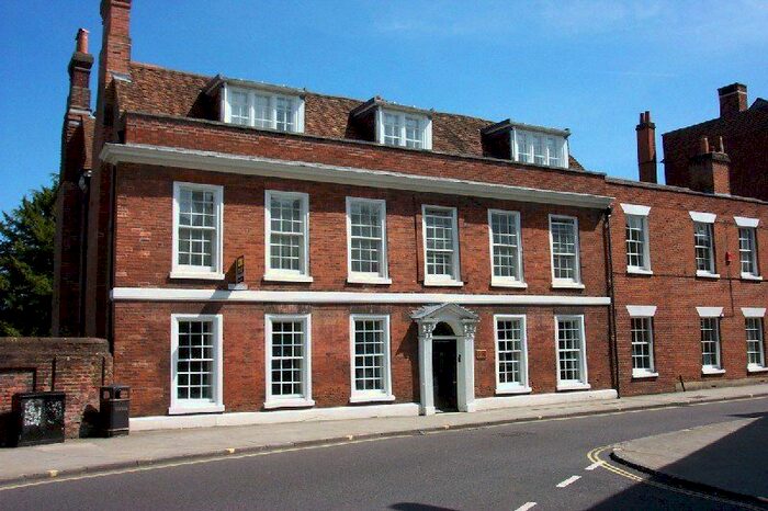 1 Bedroom Flat To Rent In The Old Presbytery, Jewry Street, Winchester, Hampshire, SO23