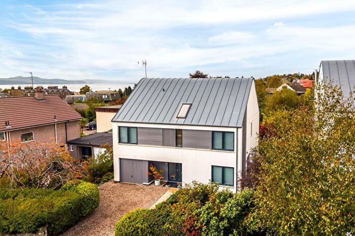 5 Bedroom Detached House For Sale In Rockfield Street, Dundee, DD2