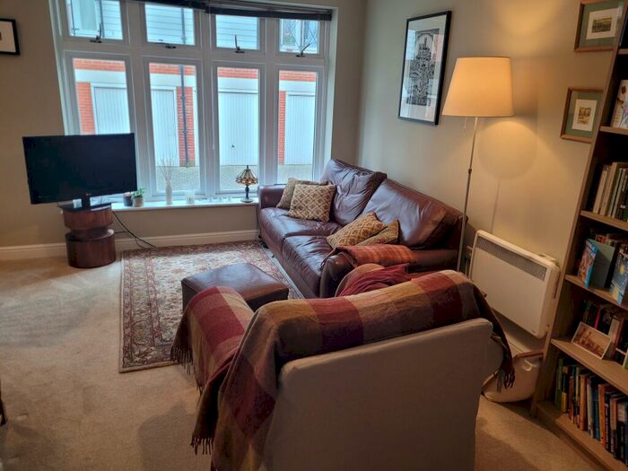 2 Bedroom Flat To Rent In Tannery Way North, Canterbury, CT1