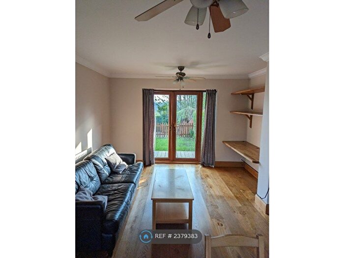 2 Bedroom Semi-Detached House To Rent In Eden Crescent, Leeds, LS4