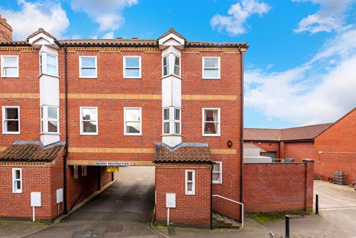 3 Bedroom End Of Terrace House To Rent In Conging Street, Horncastle, LN9