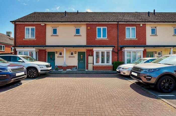 3 Bedroom Terraced House To Rent In Henage Lane, Woking, Surrey, GU22