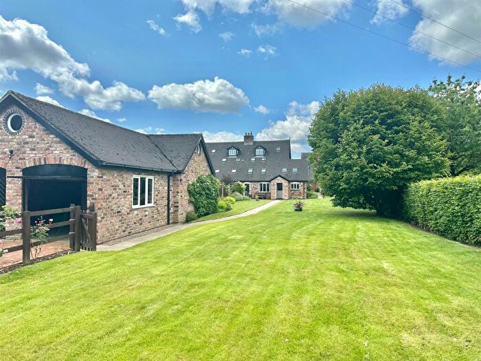 3 Bedroom Barn Conversion For Sale In Haughton, Cheshire, CW6