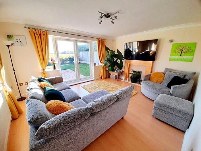 4 Bedroom Detached House For Sale In The Wolds, Waddingham, Gainsborough, DN21