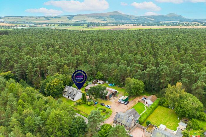 5 Bedroom Retail Property For Sale In Edentown, Ladybank, KY15