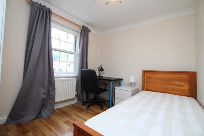 5 Bedroom Terraced House To Rent In Thomas Way - Stoke Park, BS16