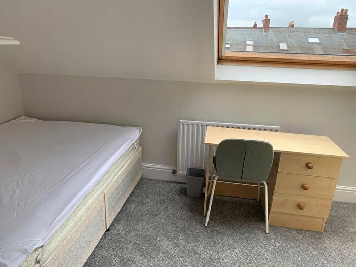 6 Bedroom Maisonette To Rent In Bayswater Road, Newcastle Upon Tyne, Tyne And Wear, NE2