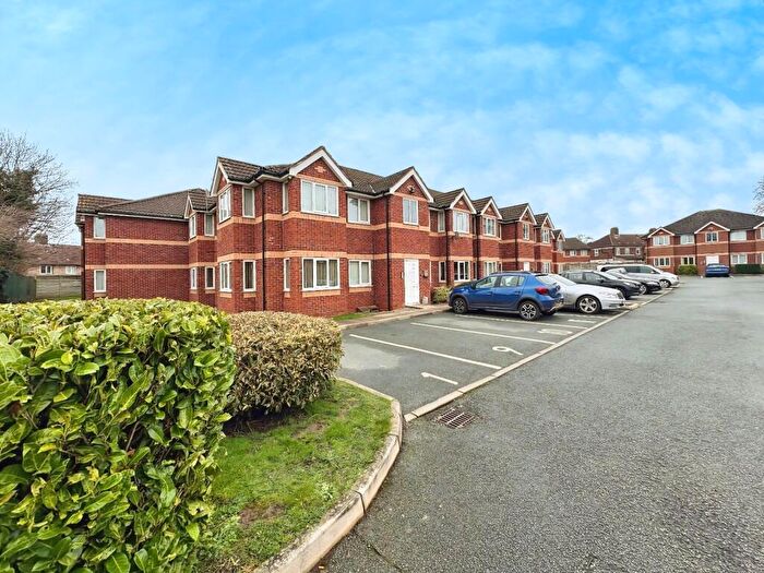 2 Bedroom Apartment For Sale In Harrington Road, Liverpool, Merseyside, L36