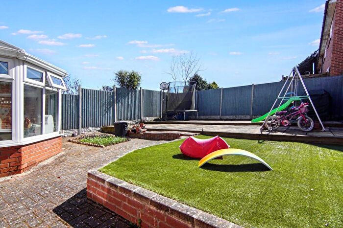 3 Bedroom Terraced House For Sale In Orlescote Road, Coventry, CV4