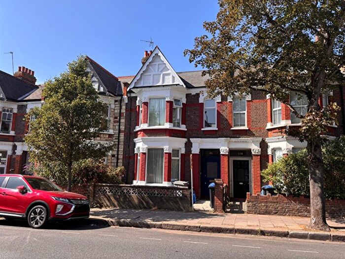 2 Bedroom Flat To Rent In Chamberlayne Road, Kensal Rise, NW10