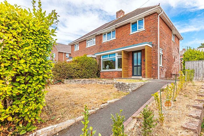 3 Bedroom Semi-Detached House For Sale In Bowden Road, Poole, BH12