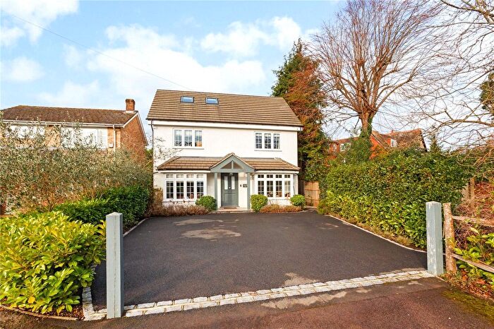 4 Bedroom Detached House For Sale In Elm Grove Road, Cobham, Surrey, KT11