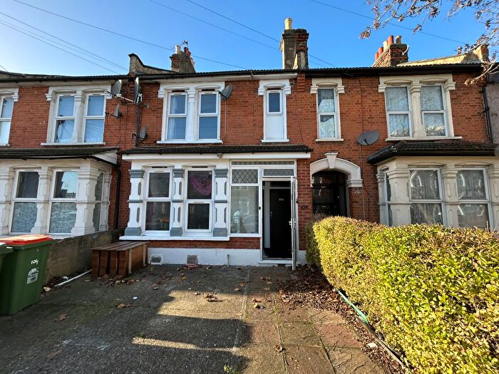 2 Bedroom Flat For Sale In , Shakespeare Crescent, Manor Park, London, E12