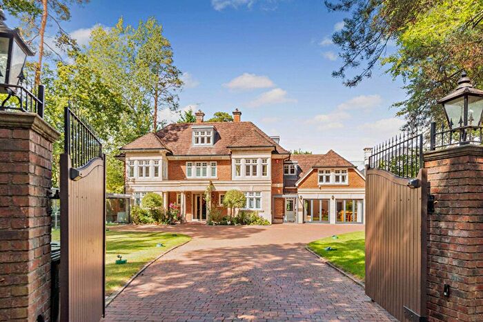 7 Bedroom Detached House For Sale In Windsor Road, Ascot, Berkshire, SL5
