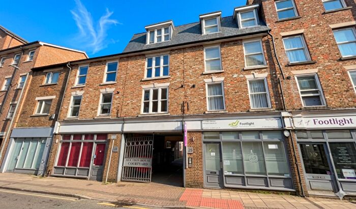 2 Bedroom Flat To Rent In Auction House Courtyard, John Street, Luton, LU1