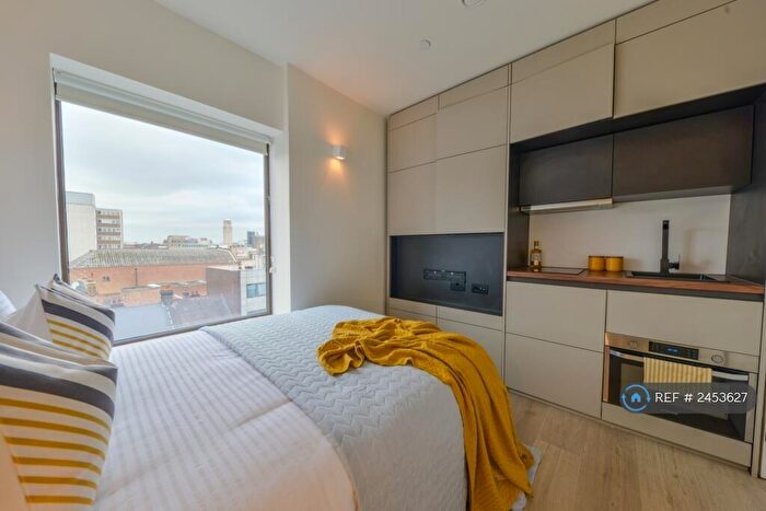 Studio To Rent In George Street, Luton, LU1