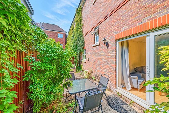 4 Bedroom Terraced House To Rent In Worple Road, Wimbledon, SW19