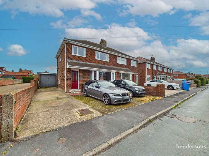 3 Bedroom Semi Detached House For Sale In Westbourne Road, Whitby, YO21