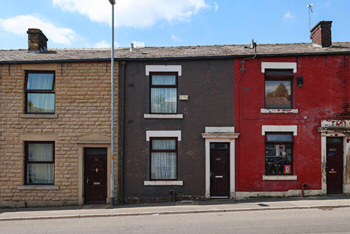2 Bedroom Terraced House For Sale In Whitworth Road, Rochdale, OL12