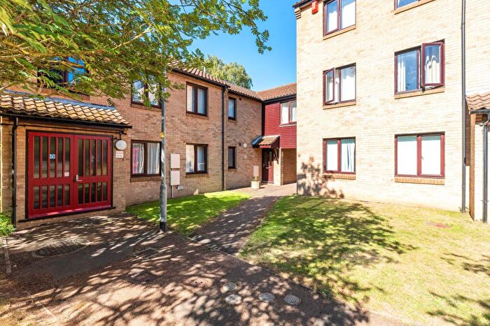 2 Bedroom Flat For Sale In Ingram Court, Norwich, NR1