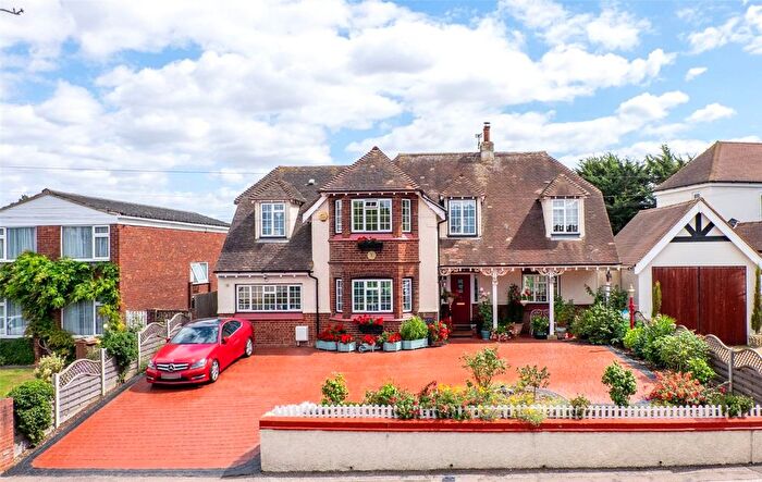 5 Bedroom Detached House For Sale In Singlewell Road, Gravesend, Kent, DA11
