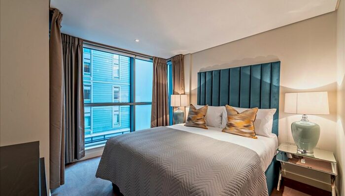 3 Bedroom Flat To Rent In Merchant Square East, London, W2