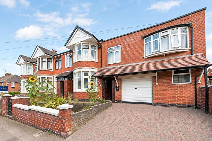 4 Bedroom End Of Terrace House For Sale In Lichfield Road, Cheylesmore, Coventry, CV3