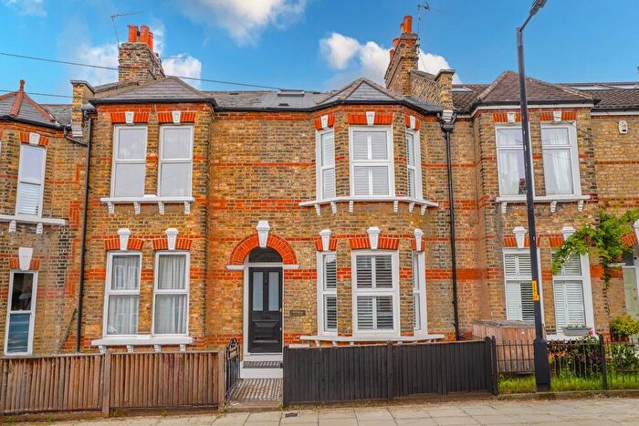 3 Bedroom Property For Sale In Landells Road, East Dulwich, London, SE22