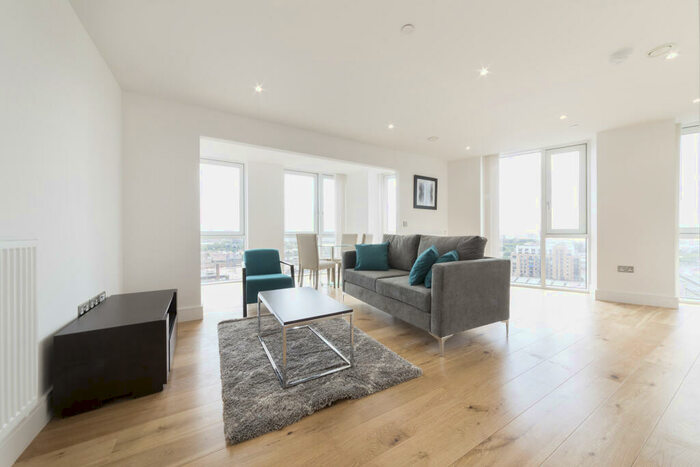 2 Bedroom Apartment To Rent In Sky View Tower, High Street, Stratford, London, E15