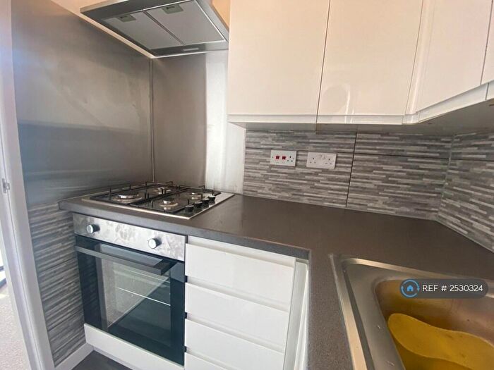 1 Bedroom Flat To Rent In Princes Street, Southport, PR8