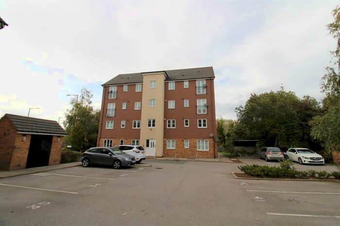 2 Bedroom Apartment To Rent In Lawford Bridge Close, Rugby, CV21