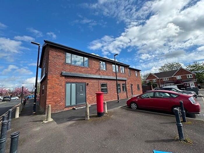 2 Bedroom Flat To Rent In Sidmouth Road, Sale, M33