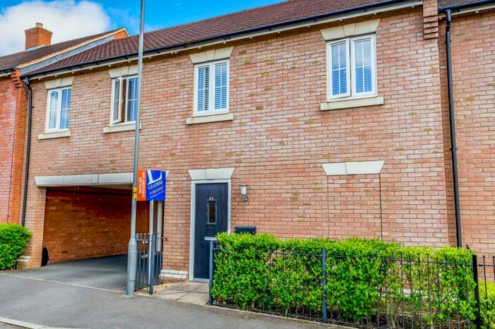 2 Bedroom Semi-Detached House To Rent In Whitehead Way, Buckingham, MK18