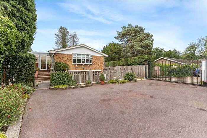 3 Bedroom Detached House For Sale In West Common Road, Hayes, BR2