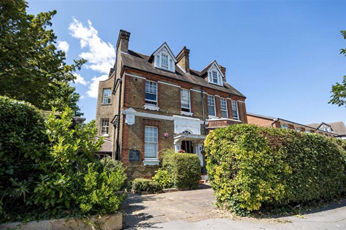 2 Bedroom Apartment For Sale In Birdhurst Road, , Birdhurst Road, South Croydon, CR2