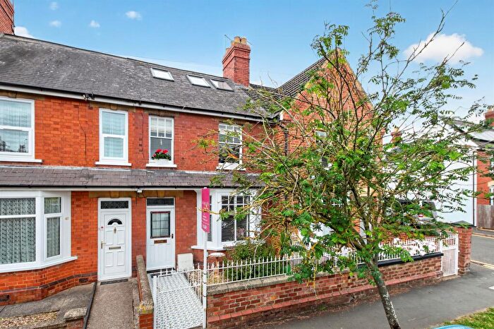 4 Bedroom Terraced House For Sale In Kings Road, Stamford, PE9