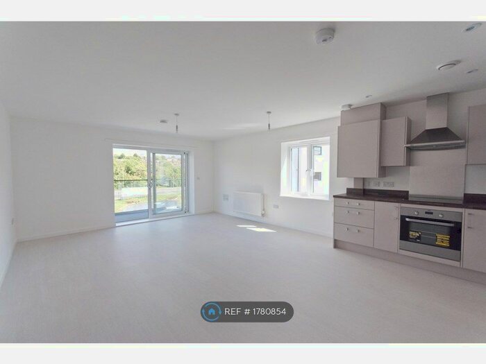 2 Bedroom Flat To Rent In Havelock Drive, Greenhithe, DA9