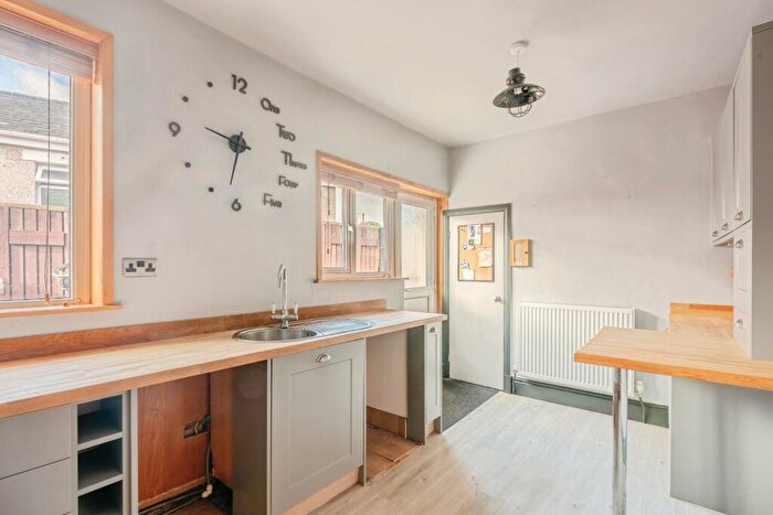 2 Bedroom Bungalow For Sale In Moseley Road, Burnley, Lancashire, BB11