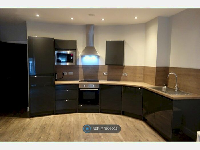2 Bedroom Flat To Rent In Cheapside, Liverpool, L2